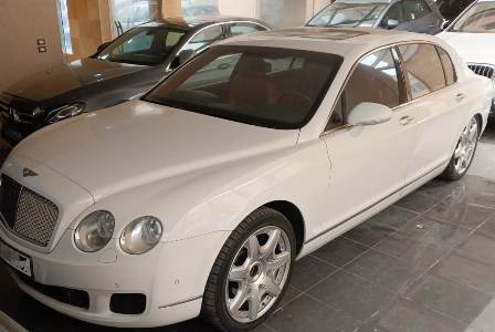 VIP Taxi Bentley White 4 doors
